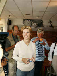 PICT0480.JPG (21397 bytes)