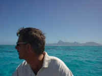 20030706JGMetUitzichtOpMoorea837.JPG (17333 bytes)